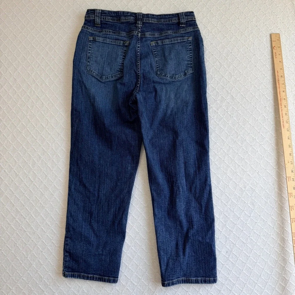 St. Johns Bay Stretch Straight Leg Jeans Medium Wash Blue Denim Size 8 708131